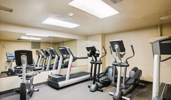 7420 WESTLAKE Ter 801, Bethesda, MD 20817