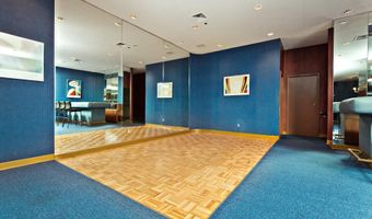 1016 S WAYNE St 406, Arlington, VA 22204