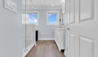 26 Jib Ct, Bayville, NJ 08721