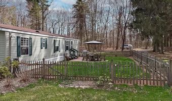 253 Thomas Rd, Blakeslee, PA 18610