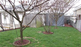 77 Seventh St, East Providence, RI 02914