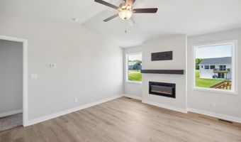 25132 Bluebird Cir, Adel, IA 50003