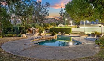28925 Medea Mesa Rd, Agoura Hills, CA 91301