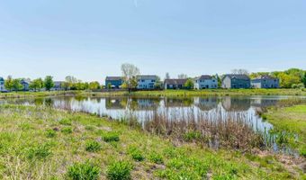 1094 Holly Dr, Antioch, IL 60002