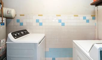 49 Lee Ave, Albertson, NY 11507