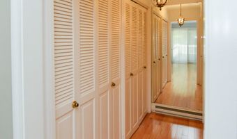 123 El Toro Dr, Bristol, CT 06010