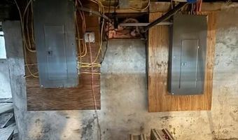 183 Market St, Amsterdam, NY 12010