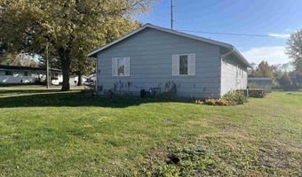 603 S 10th St, Albia, IA 52531