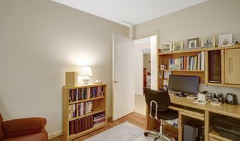 8422 GEORGIAN Way, Annandale, VA 22003