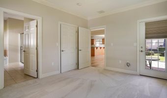 35 Metea Ln, Bedford, NH 03110