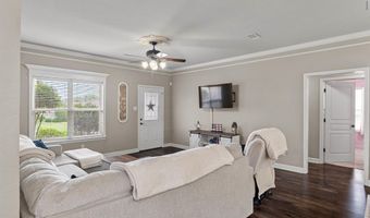26 Huntington Dr, Austin, AR 72007
