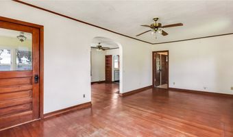 218 E Clark St, Alma Center, WI 54611