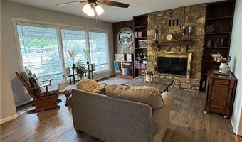 209 S 4th St, Arma, KS 66712