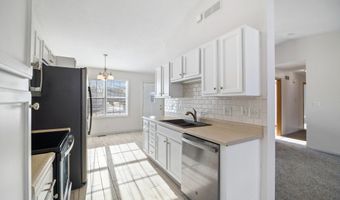 5225 Kansas Dr, Ames, IA 50014