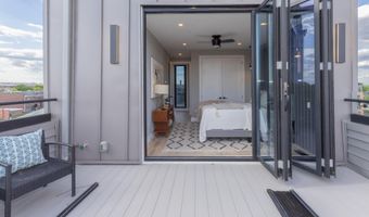 1332 G St SE 3, Washington, DC 20003