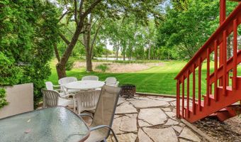 1196 Edgewater Ln, Antioch, IL 60002
