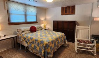 2110 Oak St, Atlantic, IA 50022