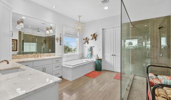 1013 St John Ct, Rockport, TX 78382