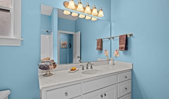 109 E Terminal Blvd, Atlantic Beach, NC 28512