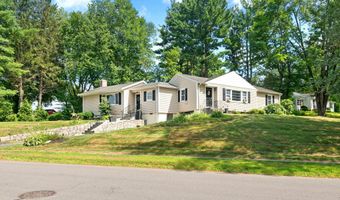 136 Crescent Cir, Cheshire, CT 06410