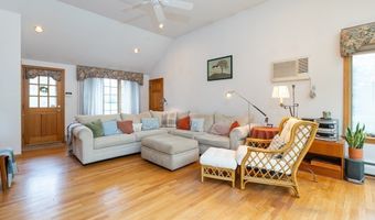 35 Hoyt Rd, Haverhill, MA 01835