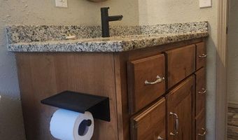 401 Jefferson St, Anderson, MO 64831
