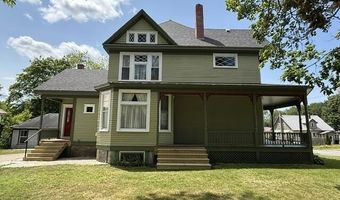 51 Broadway St, Baileyville, ME 04694