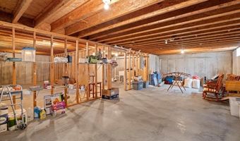 32 Wildersburg Cmn, Barre, VT 05641