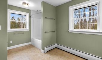 183 Skyline Rd, Bangor, ME 04401