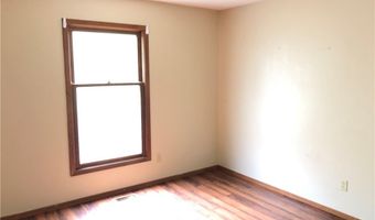 6 Netherton Ln, Bella Vista, AR 72715
