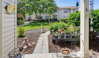 965 Golden Aspen Pl, Ashland, OR 97520