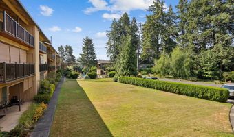 1400 SE LAVA Dr 6, Milwaukie, OR 97222
