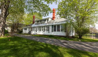 38 Elm St, Charlestown, NH 03603