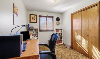 1720 S 13th St, Beatrice, NE 68310