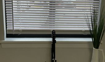 111 Sutton Pl 111, Bloomfield, CT 06002