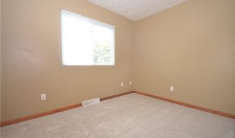 625 Hillman Rd, Akron, OH 44312