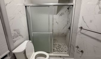 28 E 32ND St 2, Bayonne, NJ 07002