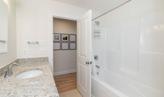 2 Iris Ct, Cromwell, CT 06416
