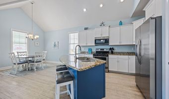 115 E Bogue Blvd, Atlantic Beach, NC 28512