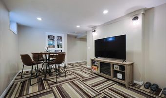 123 Progress St, Lincoln, RI 02864