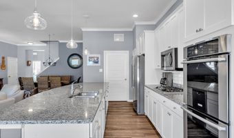 33 Woodchuck Dr, Barnegat, NJ 08005