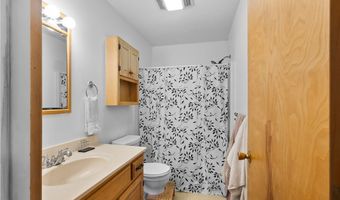 1318 Daly Rd, Ashtabula, OH 44004