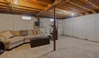 127 Highland Ave, Cumberland, RI 02864