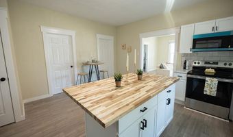 1217 W 3rd St, Anderson, IN 47304