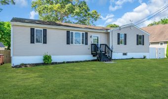 504 Holly Blvd, Bayville, NJ 08721