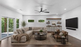 32 Warwick Dr, Bella Vista, AR 72714