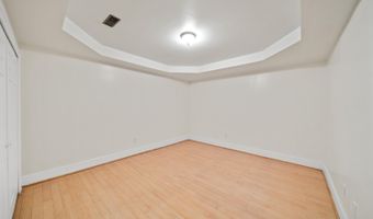 2086 Autumn Hill Dr, Ann Arbor, MI 48103