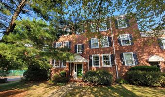 4903 30TH St S B2, Arlington, VA 22206