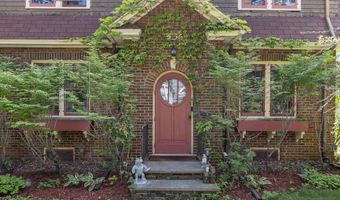536 N MEADE St, Appleton, WI 54911