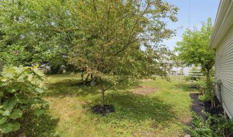1611 Sprott St, Auburn, IN 46706